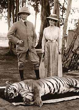 Lord Curzon with his lady and the tiger, in India